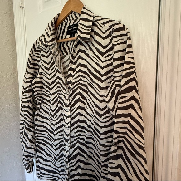 Tahari 100% Linen Zebra Print Button-Up Shirt Medium Office Casual Spring - Picture 3 of 7
